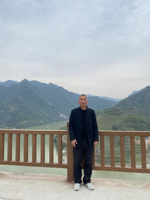 雪芳的第一张照片--谷城上门女婿服务网